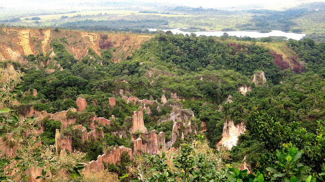 National monument of Gabon - Cirque de Léconi