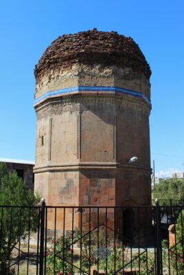 National mausoleum of Armenia - Mausoleum of Turkmen Emirs