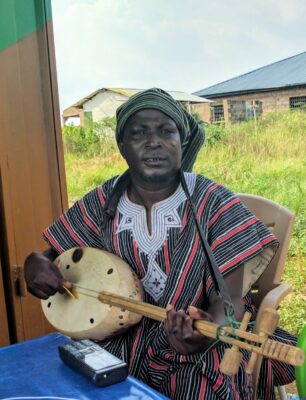 National instrument of Togo - Kologo (xalam) and the gonjey