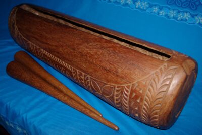 National instrument of Samoa - Samoan pate