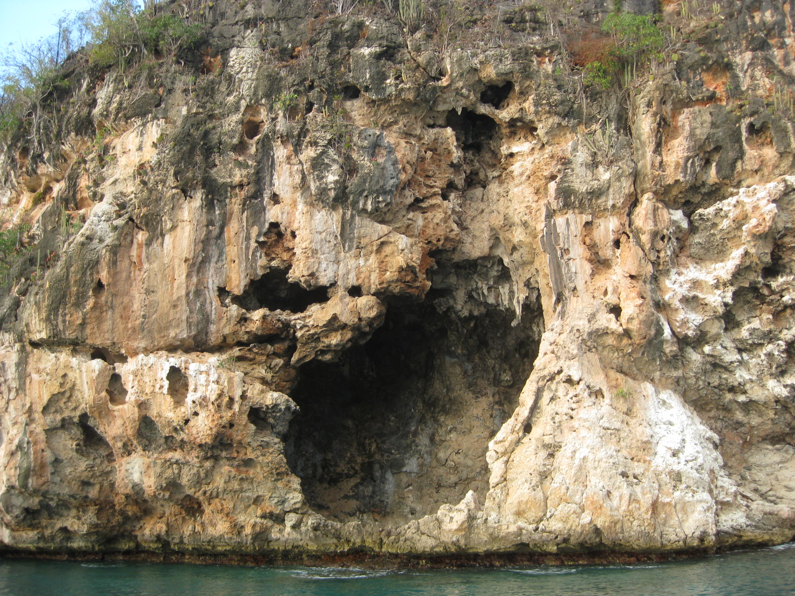 National monument of Anguilla - Fountain Cavern National Park