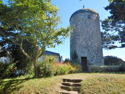 Highest Peak of Guernsey - Le Moulin
